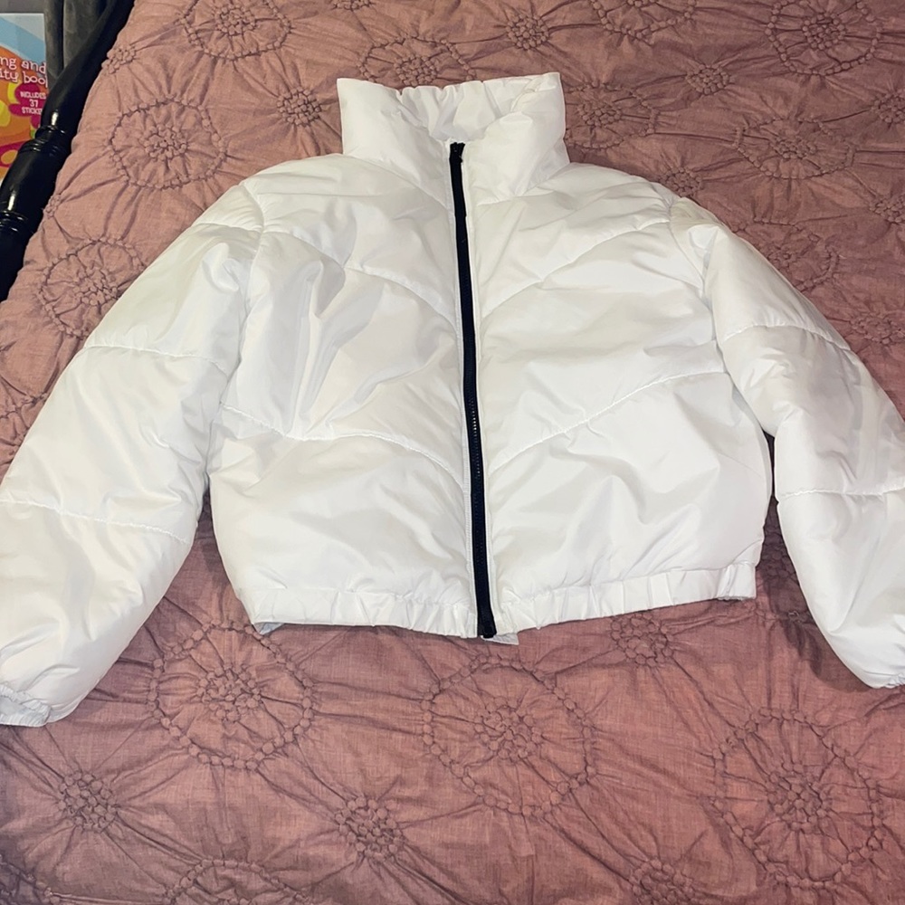 wild fable White Cropped Puffer Jacket with Black Zipper